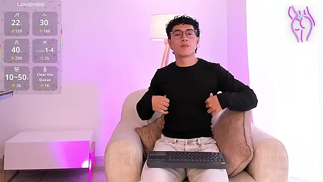 LittleMya  online show from 02-04-26, 08:14