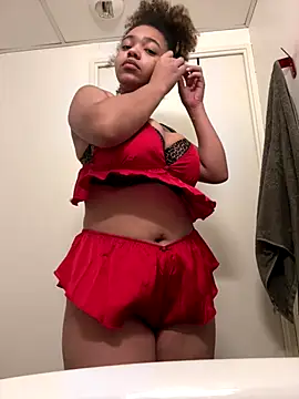 Snapshot of leilXx234 chatting on 12-05-25, 07:06 leilXx234 online show from 12-05-25, 07:06