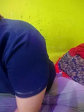 Snapshot of Lovli_Neha chatting on 12-16-25, 04:39 Lovli Neha online show from 12-16-25, 04:39