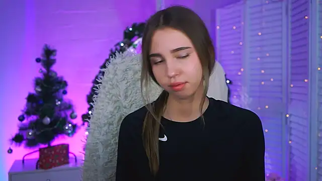 KimPorins online show from 12-14-25, 01:38