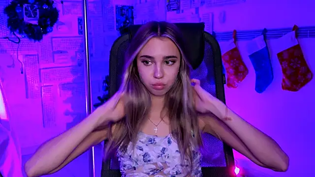 Snapshot of KimPorins chatting on 01-19-26, 04:33 KimPorins online show from 01-19-26, 04:33