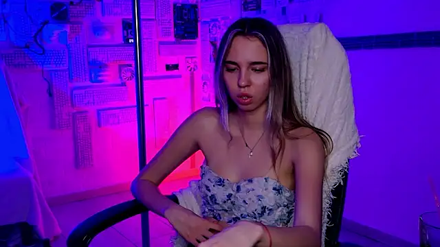 Snapshot of KimPorins chatting on 01-31-26, 07:45 KimPorins online show from 01-31-26, 07:45