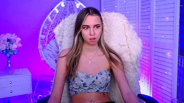 Snapshot of KimPorins chatting on 02-10-26, 01:04 KimPorins online show from 02-10-26, 01:04