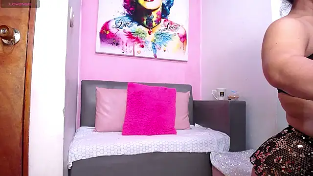 Snapshot of danycute_ chatting on 02-13-26, 12:12 danycute online show from 02-13-26, 12:12