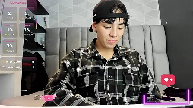 Kiara Fox   online show from 01-11-26, 07:46