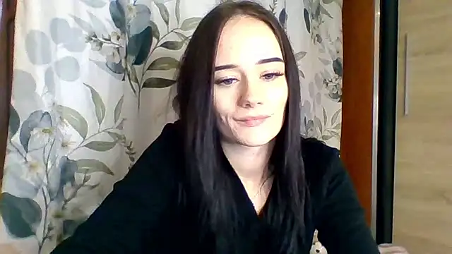 Snapshot of NinaTease chatting on 12-04-25, 10:40 NinaTease online show from 12-04-25, 10:40