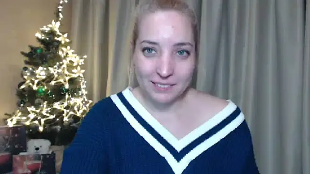Snapshot of sweetpussy chatting on 12-27-24, 09:00 sweetpussy online show from 12-27-24, 09:00