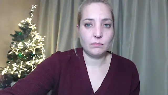 Snapshot of sweetpussy chatting on 01-04-25, 04:32 sweetpussy online show from 01-04-25, 04:32