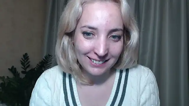 Snapshot of sweetpussy chatting on 01-11-25, 08:54 sweetpussy online show from 01-11-25, 08:54