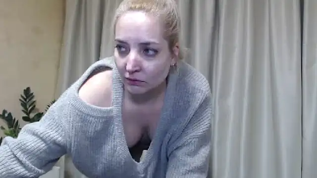 Snapshot of sweetpussy chatting on 02-11-25, 07:27 sweetpussy online show from 02-11-25, 07:27