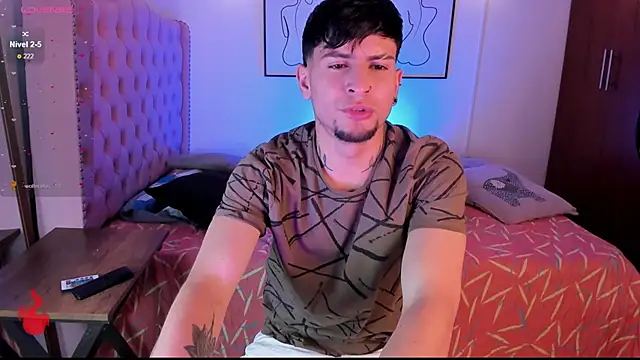 vaalentiino online show from 02-08-26, 01:20