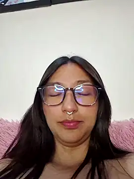 Snapshot of SabrinaLu_ chatting on 12-17-25, 12:27 SabrinaLu online show from 12-17-25, 12:27