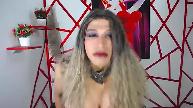 elianna monroe online show from 12-05-25, 05:20