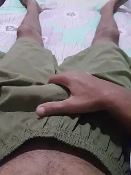 Snapshot of Alyssonstts chatting on 12-17-25, 08:26 Alyssonstts online show from 12-17-25, 08:26