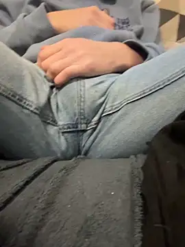 Snapshot of kiki_titanfr chatting on 12-05-25, 05:27 kiki titanfr online show from 12-05-25, 05:27