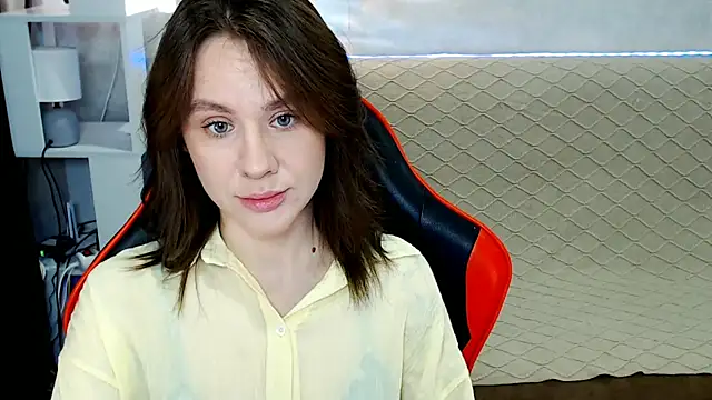 MiaBun1 online show from 01-15-26, 05:01