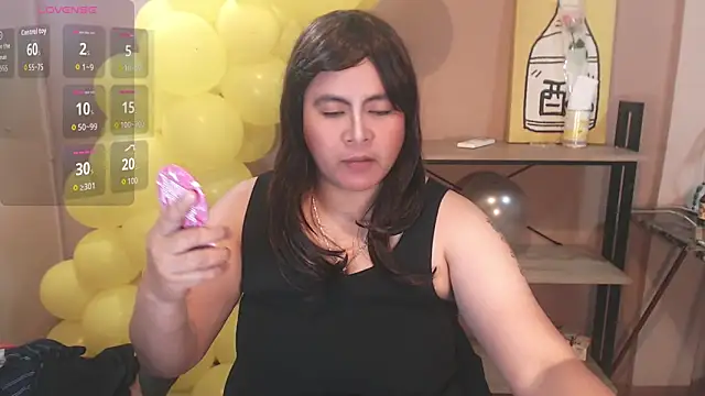 Snapshot of Pussy_overload chatting on 02-18-26, 04:25 Pussy overload online show from 02-18-26, 04:25