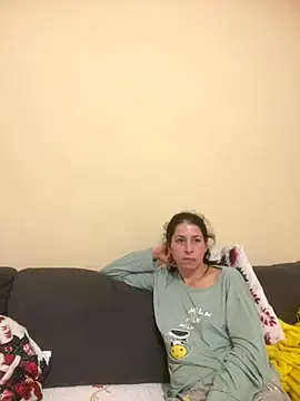 Snapshot of coupledeea chatting on 12-20-25, 10:28 coupledeea online show from 12-20-25, 10:28