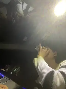 Snapshot of coupledeea chatting on 02-05-26, 08:02 coupledeea online show from 02-05-26, 08:02