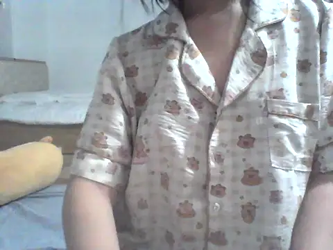 Snapshot of KellyCin chatting on 12-17-25, 05:30 KellyCin online show from 12-17-25, 05:30