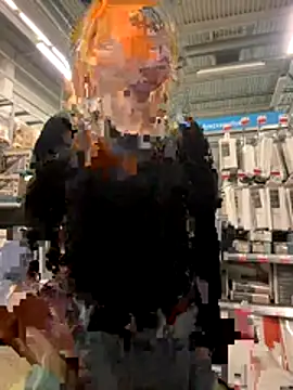 Snapshot of _Little_Ginger chatting on 12-20-25, 03:13 Little Ginger online show from 12-20-25, 03:13