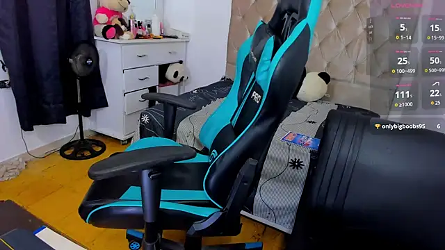 lulu parker online show from 12-19-25, 07:32