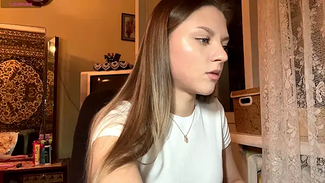 EnergeticMona online show from 12-17-25, 03:07