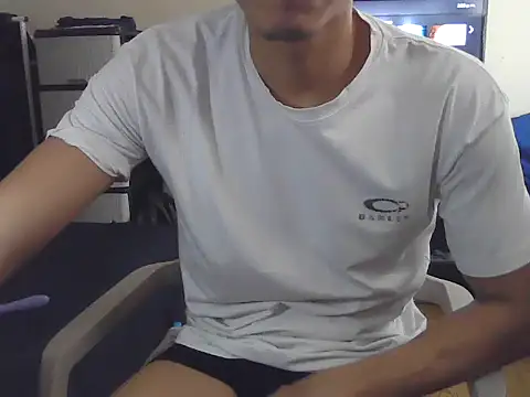 Patrick3 5556 online show from 12-20-25, 08:27