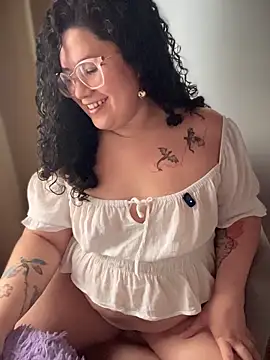 VanesssaMilf  online show from 12-15-25, 04:33