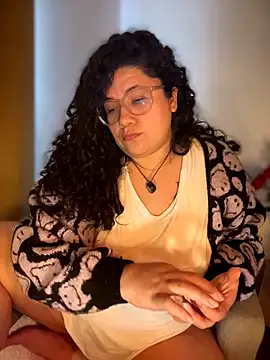 VanesssaMilf  online show from 02-07-26, 01:37