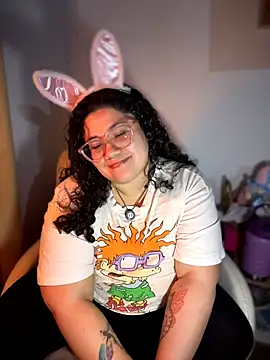 VanesssaMilf  online show from 04-04-26, 06:44