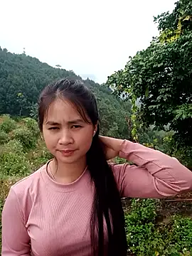 Snapshot of Him_MountainGirl chatting on 01-07-26, 02:14 Him MountainGirl online show from 01-07-26, 02:14