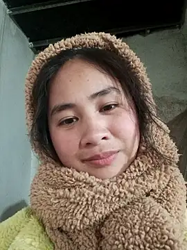 Snapshot of Him_MountainGirl chatting on 01-16-26, 01:15 Him MountainGirl online show from 01-16-26, 01:15