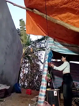 Snapshot of Him_MountainGirl chatting on 01-18-26, 11:03 Him MountainGirl online show from 01-18-26, 11:03