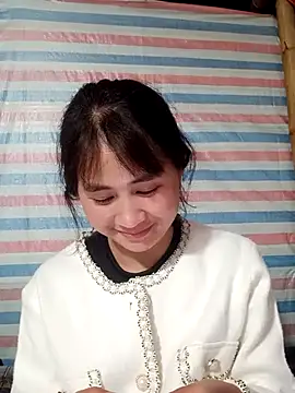 Snapshot of Him_MountainGirl chatting on 02-13-26, 01:07 Him MountainGirl online show from 02-13-26, 01:07