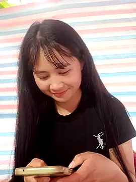 Snapshot of Him_MountainGirl chatting on 02-14-26, 01:13 Him MountainGirl online show from 02-14-26, 01:13