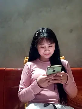 Snapshot of Him_MountainGirl chatting on 02-21-26, 02:29 Him MountainGirl online show from 02-21-26, 02:29