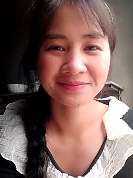 Snapshot of Him_MountainGirl chatting on 02-27-26, 01:38 Him MountainGirl online show from 02-27-26, 01:38