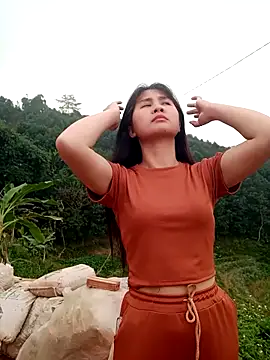 Snapshot of Him_MountainGirl chatting on 02-28-26, 01:50 Him MountainGirl online show from 02-28-26, 01:50