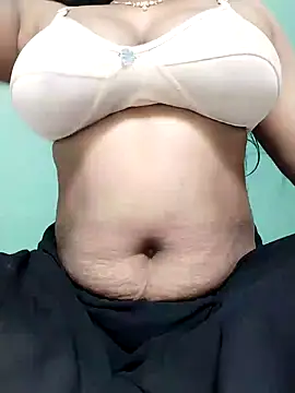 Uma-2 online show from 12-22-25, 04:31