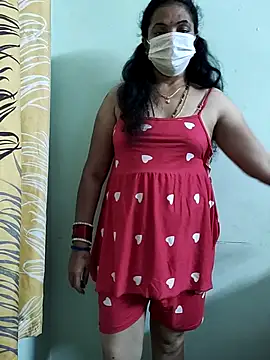 Snapshot of bhavyasri_55 chatting on 12-16-25, 01:10 bhavyasri 55 online show from 12-16-25, 01:10