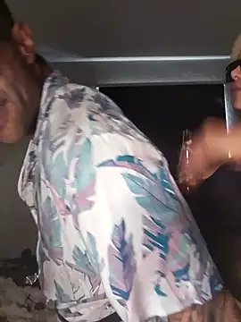 Chesarini online show from 12-14-25, 07:18