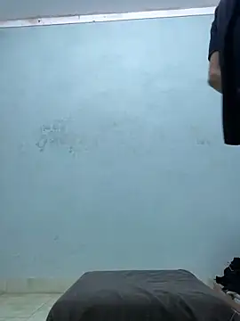 Snapshot of DucMinh_2k chatting on 12-16-25, 02:55 DucMinh 2k online show from 12-16-25, 02:55