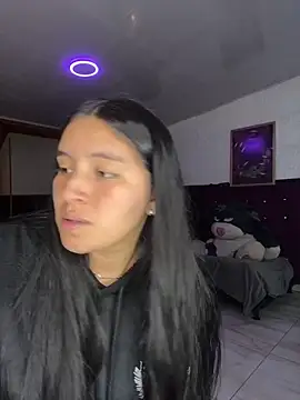 Snapshot of Agatta-X chatting on 12-16-25, 01:16 Agatta-X online show from 12-16-25, 01:16