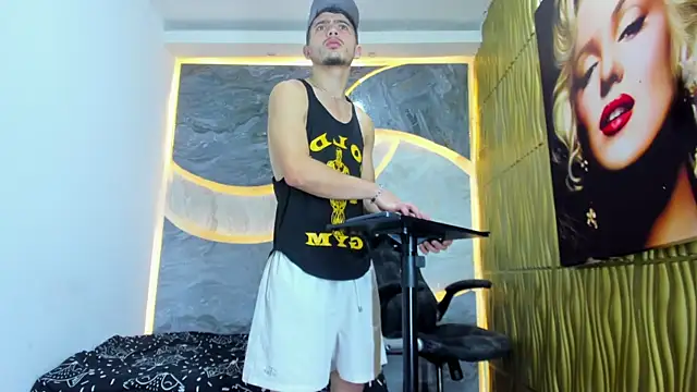 Snapshot of Jhostonex chatting on 01-08-26, 04:59 Jhostonex online show from 01-08-26, 04:59