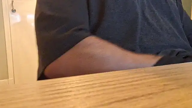 HardCockCum61 online show from 12-18-25, 03:51