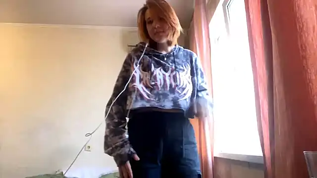 Julie mayers  online show from 12-19-25, 11:50