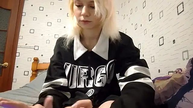 Sofalakers online show from 12-14-25, 01:27