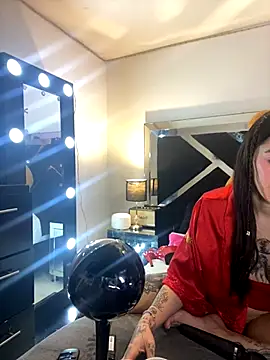 Snapshot of Moon_Magic666 chatting on 12-17-25, 07:31 Moon Magic666 online show from 12-17-25, 07:31