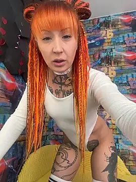 Tattoo  Moon online show from 02-20-26, 01:02